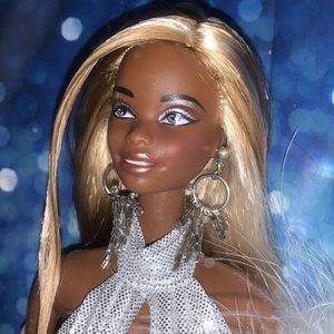 AA Barbie Diva Collection Gone Platinum